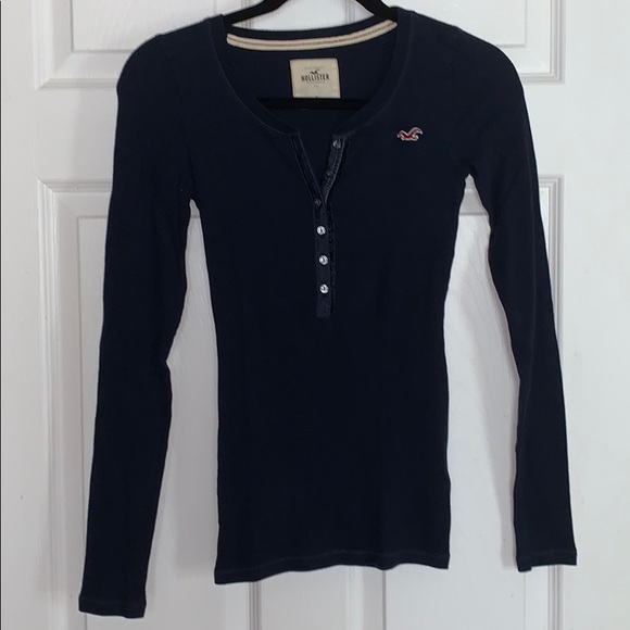 Hollister | Tops | Hollister Vneck 